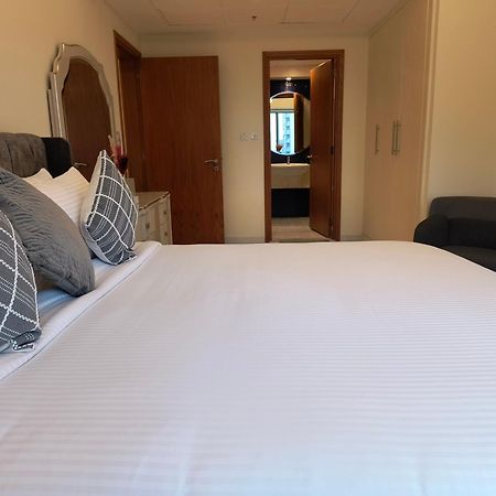 Trinity Holiday Homes - Sheikh Zayed Road Near To Financial Center Metro Station Dubaj Exteriér fotografie