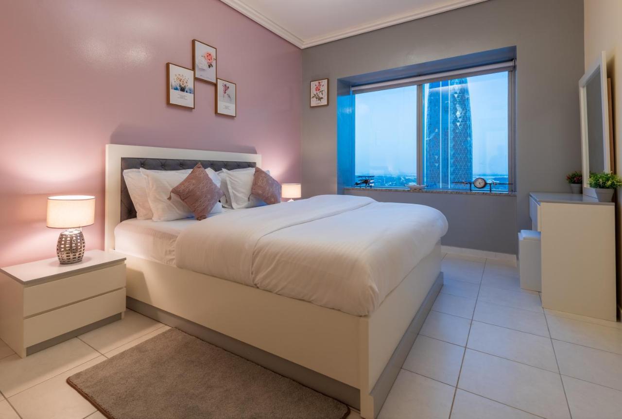 Trinity Holiday Homes - Sheikh Zayed Road Near To Financial Center Metro Station Dubaj Exteriér fotografie