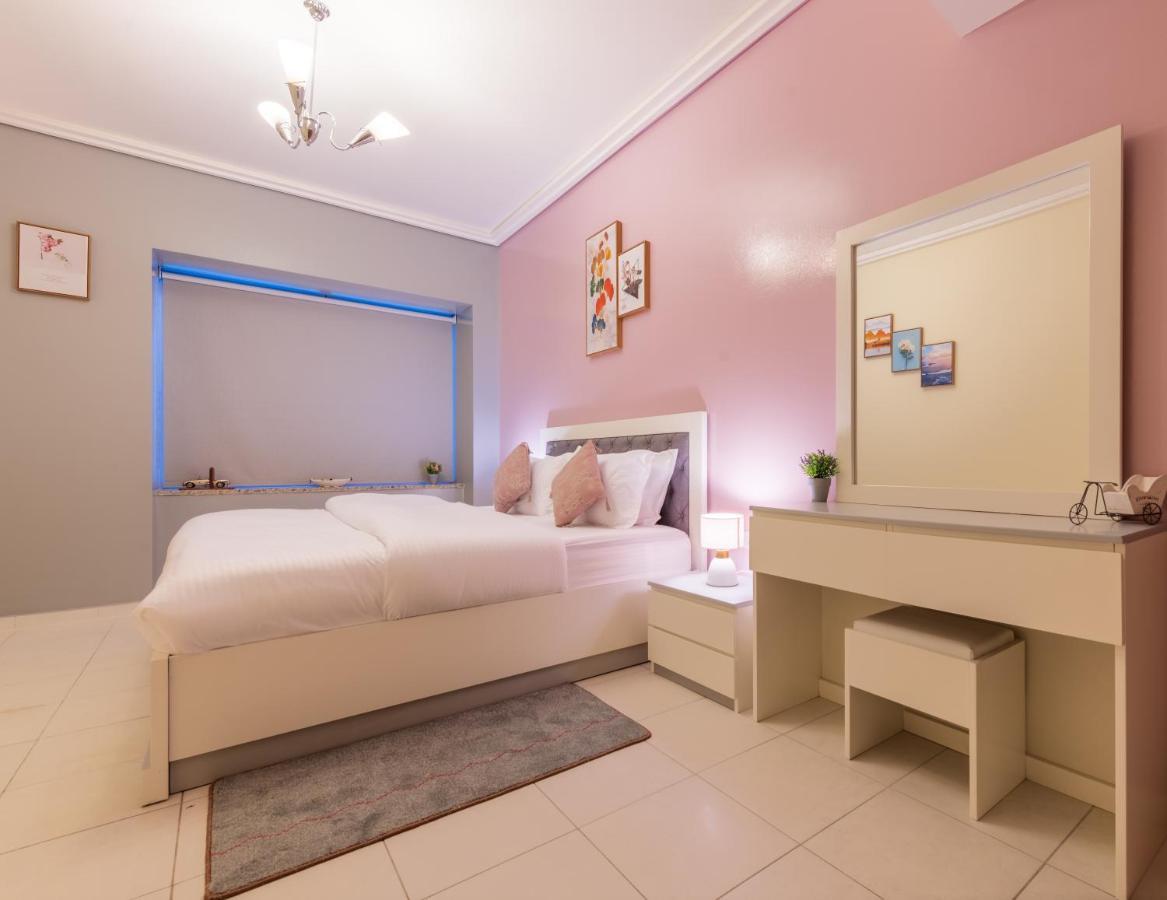 Trinity Holiday Homes - Sheikh Zayed Road Near To Financial Center Metro Station Dubaj Exteriér fotografie