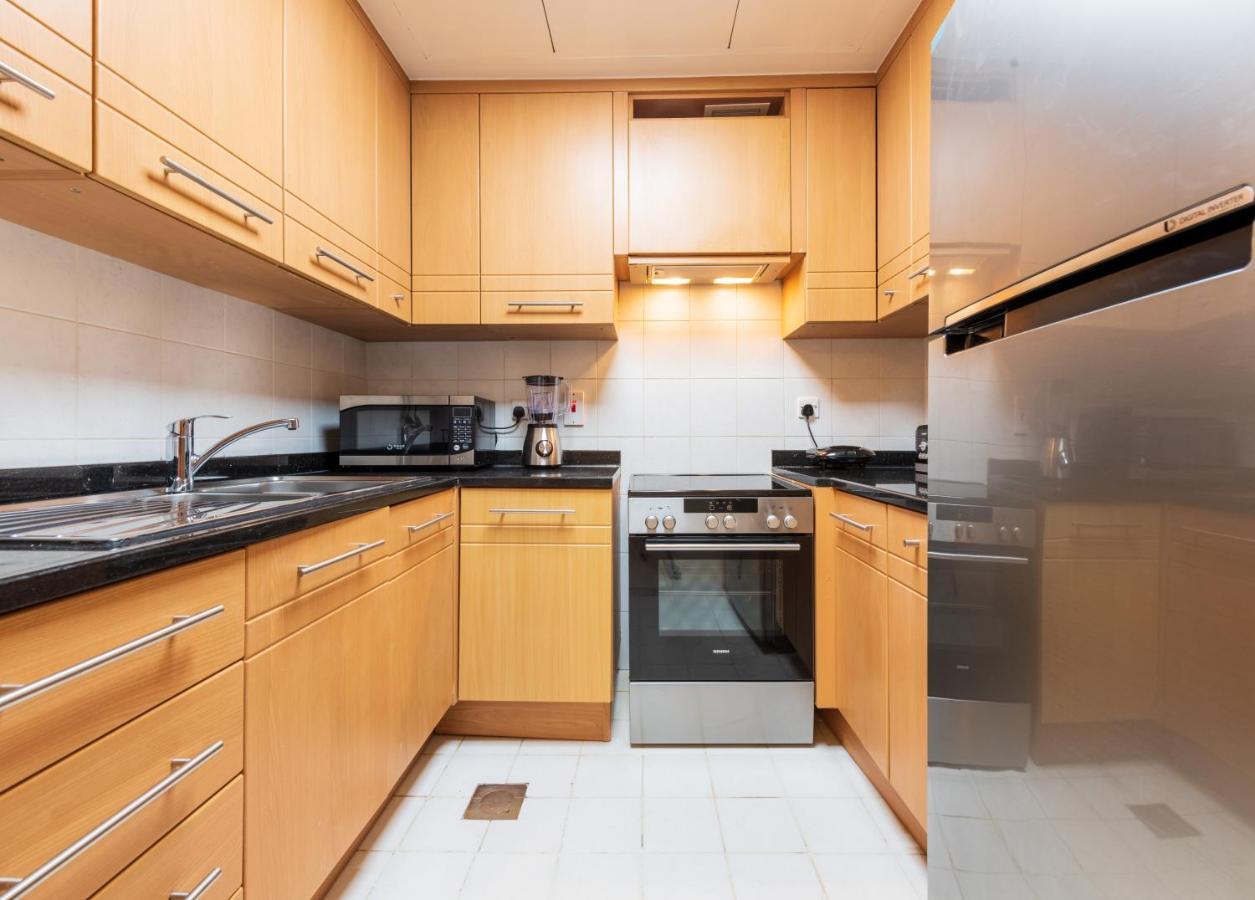 Trinity Holiday Homes - Sheikh Zayed Road Near To Financial Center Metro Station Dubaj Exteriér fotografie