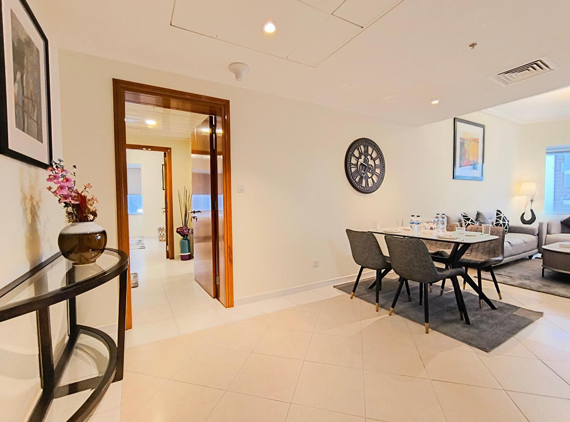 Trinity Holiday Homes - Sheikh Zayed Road Near To Financial Center Metro Station Dubaj Exteriér fotografie