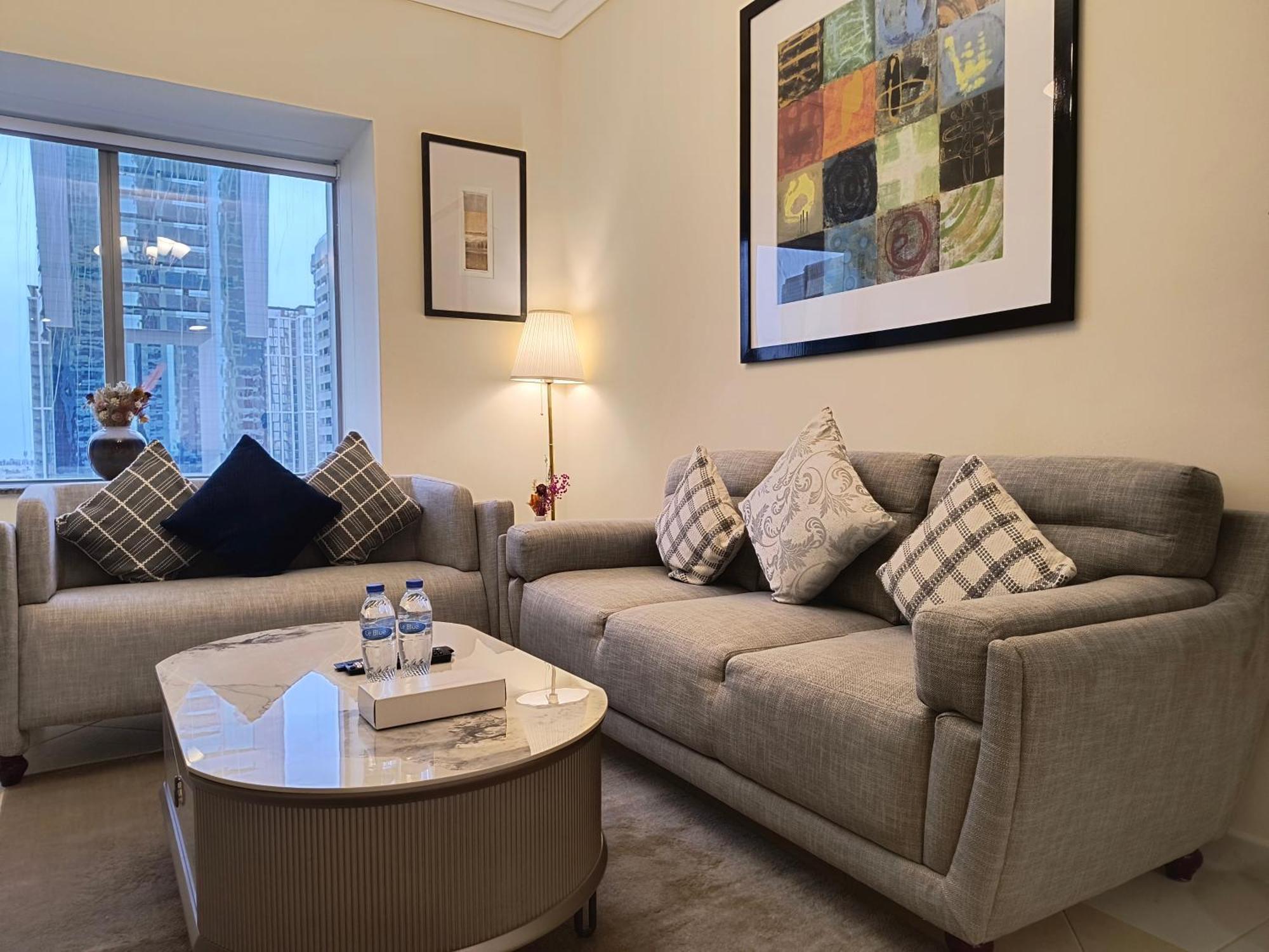 Trinity Holiday Homes - Sheikh Zayed Road Near To Financial Center Metro Station Dubaj Exteriér fotografie