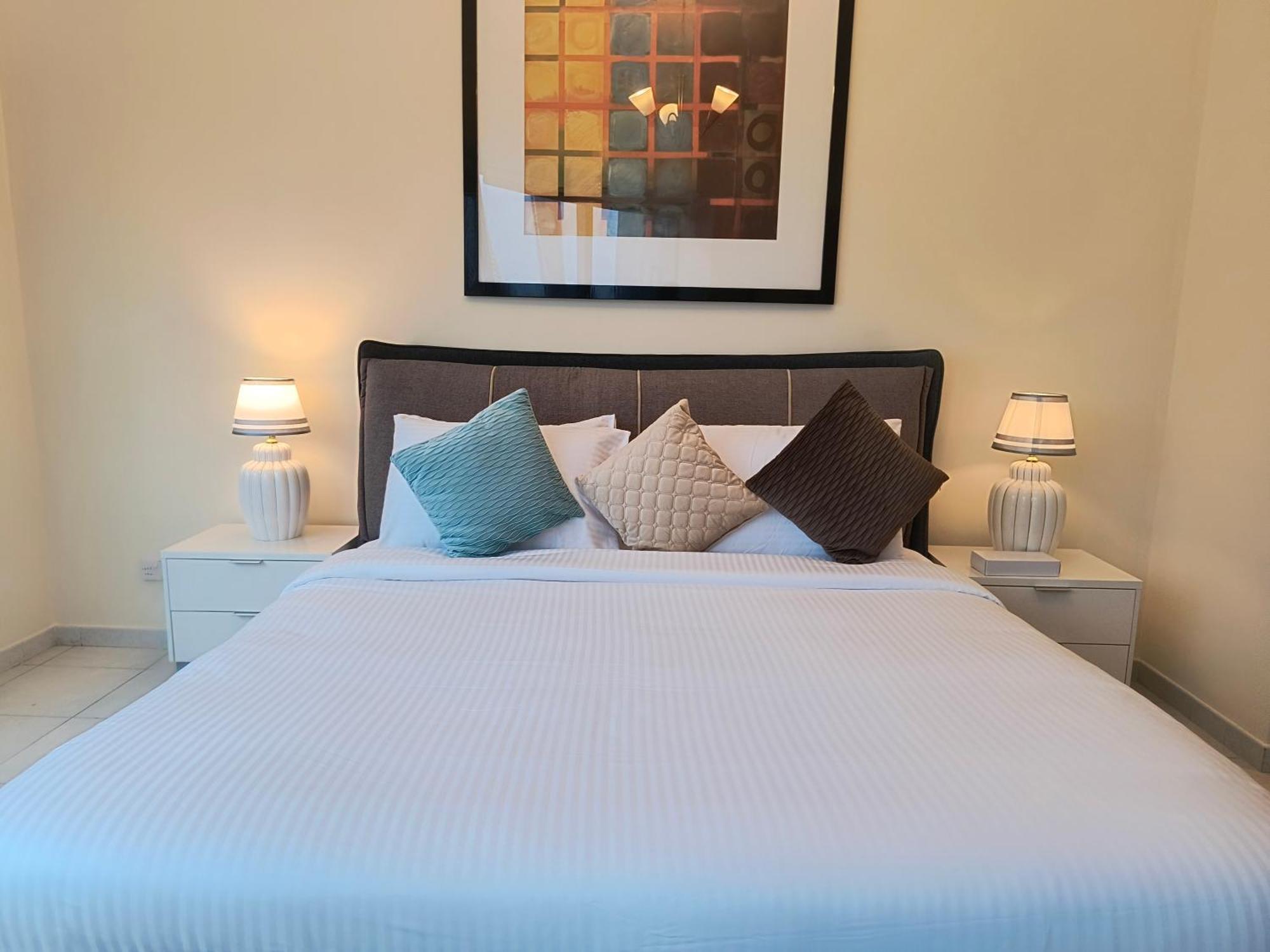 Trinity Holiday Homes - Sheikh Zayed Road Near To Financial Center Metro Station Dubaj Exteriér fotografie