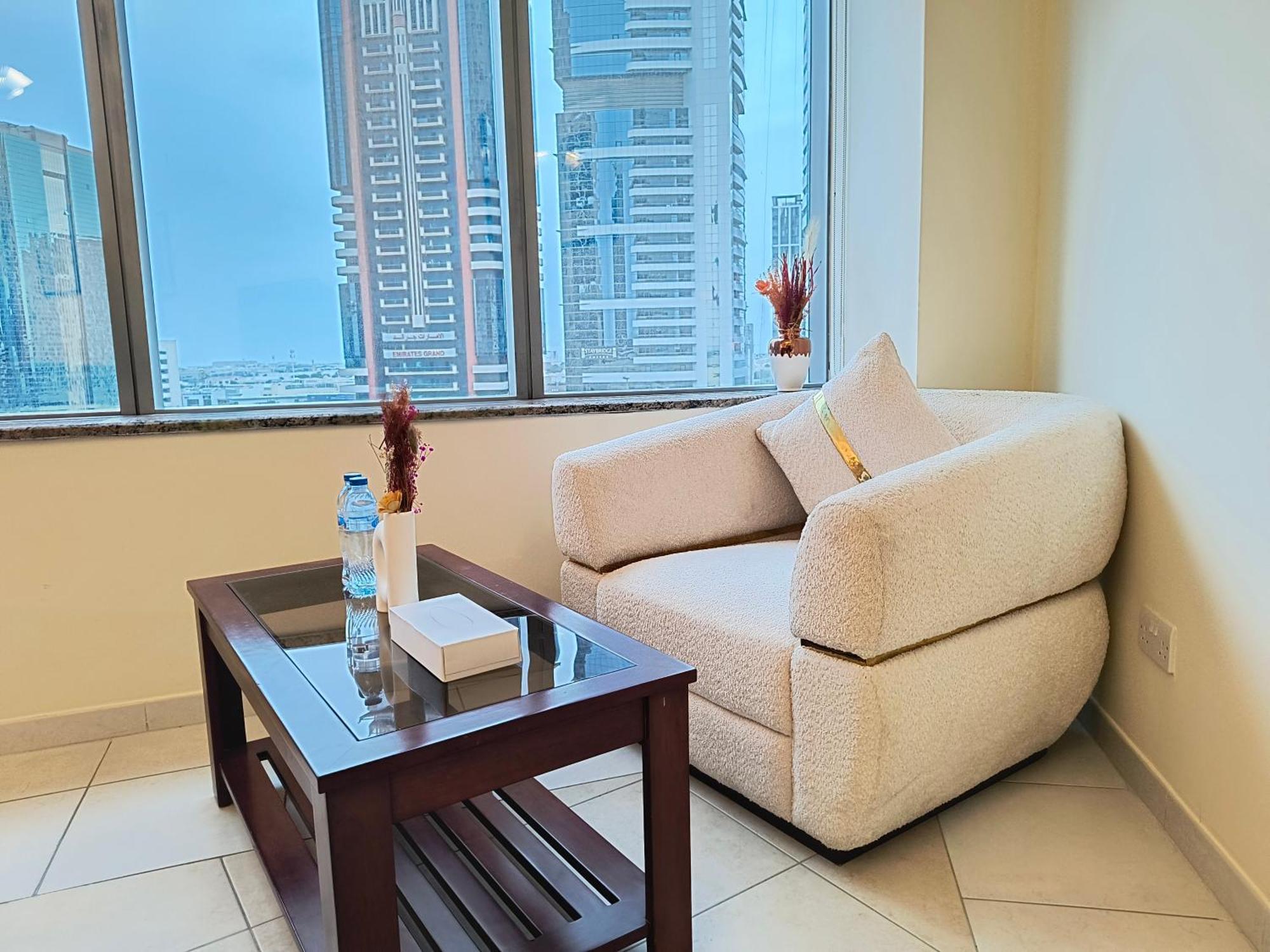 Trinity Holiday Homes - Sheikh Zayed Road Near To Financial Center Metro Station Dubaj Exteriér fotografie
